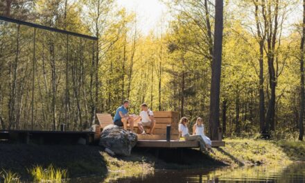 Spiegeltje, spiegeltje aan de gevel…..